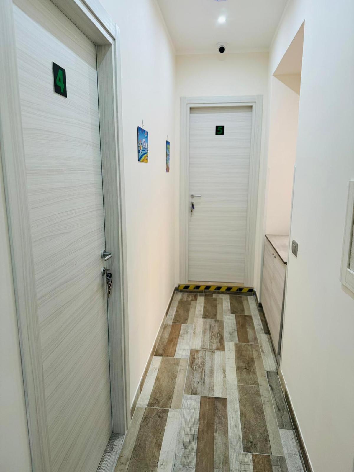 Hotel Punto House Ferrovia Neapol Zewnętrze zdjęcie