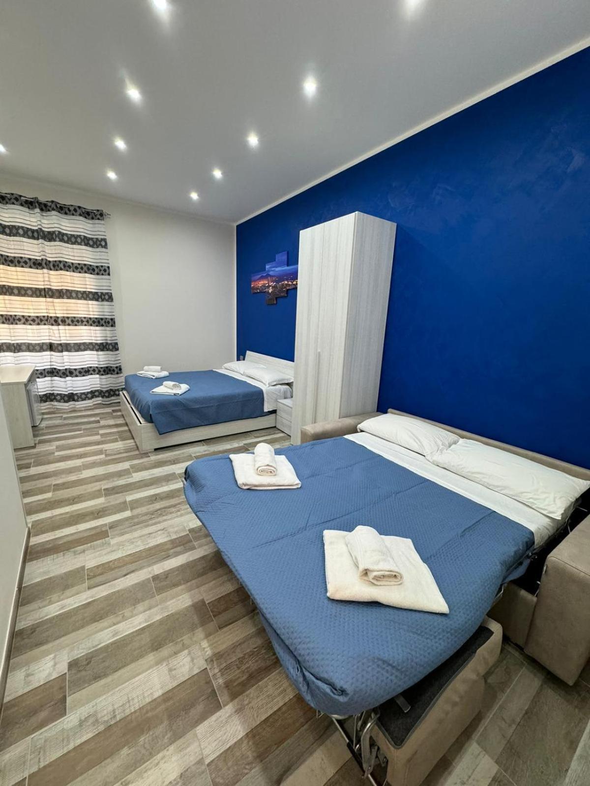 Hotel Punto House Ferrovia Neapol Zewnętrze zdjęcie